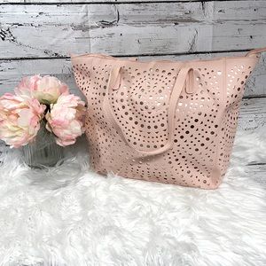 Bath & Body Works BLACK FRIDAY VIP TOTE BAG ONLY